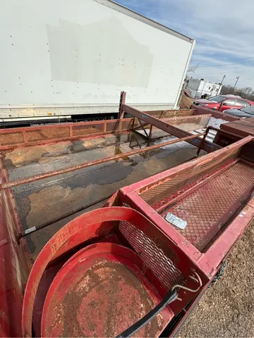 2008 Ford F-750 - Photo 14