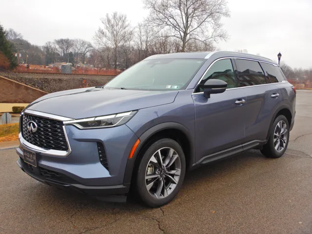 2023 INFINITI QX60 LUXE's photo