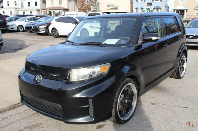 2012 Scion xB's photo