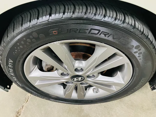 2017 Hyundai Elantra SE photo 9
