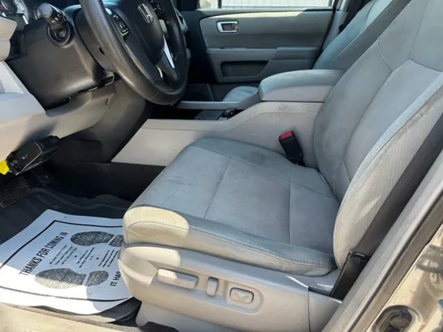 2011 Honda Pilot EX photo 10