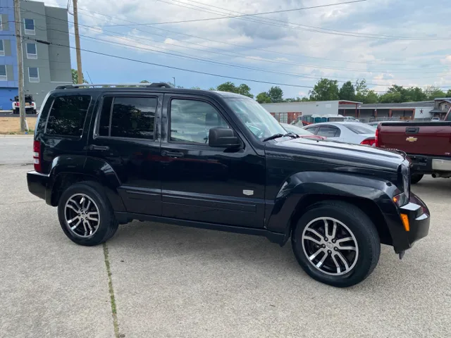 2011 Jeep Liberty Sport 4WD's photo