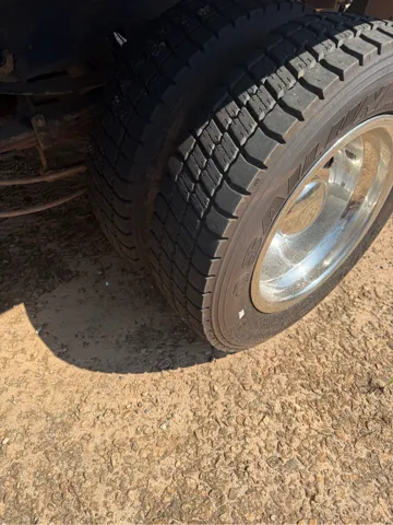 2017 Ford F-550 - Photo 13