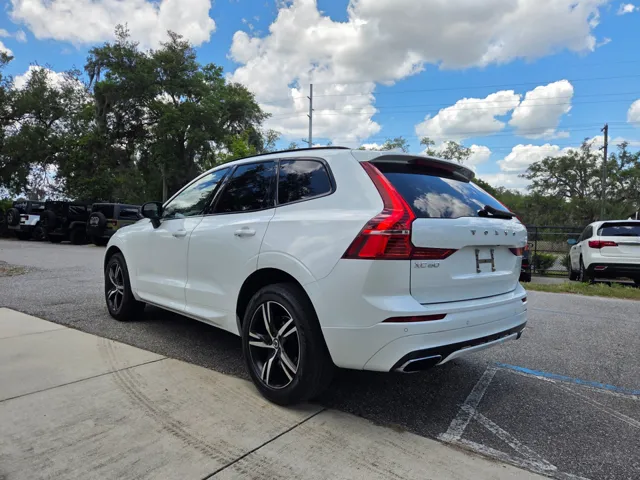 2020 Volvo XC60 R-Design - Photo 11