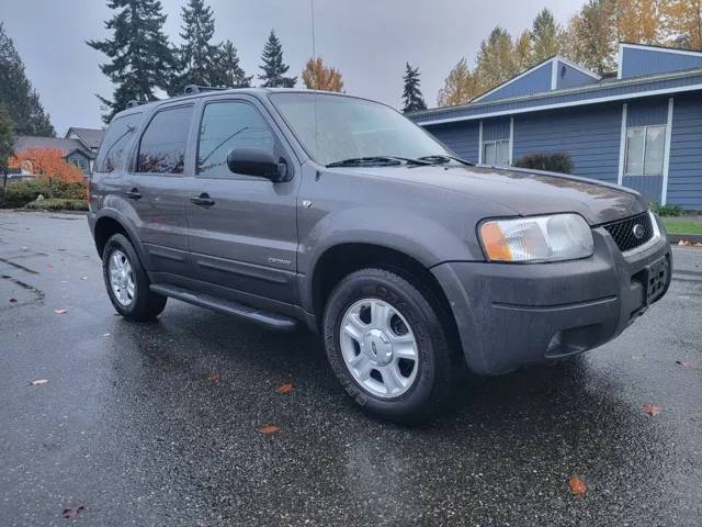 2002 Ford Escape XLT photo 3