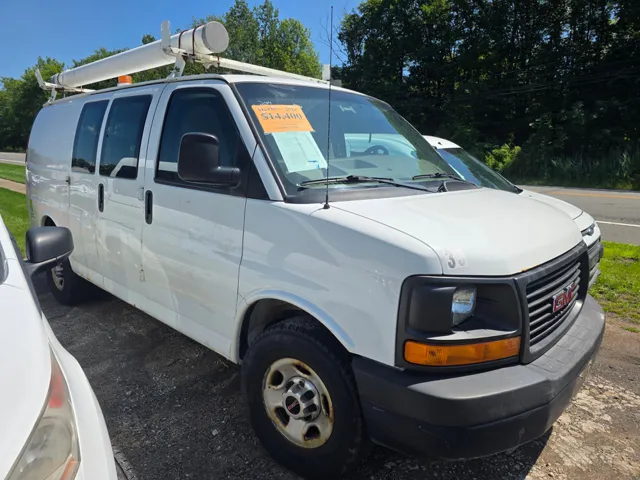 2014 GMC Savana Cargo