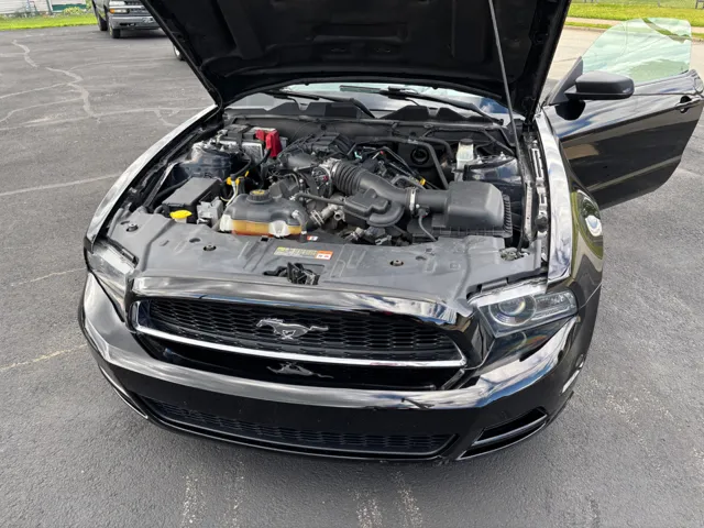 2014 Ford Mustang V6 - Photo 12