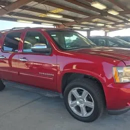 2014 Chevrolet Suburban LT