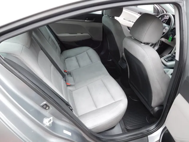 2017 Hyundai Elantra SE - Photo 11