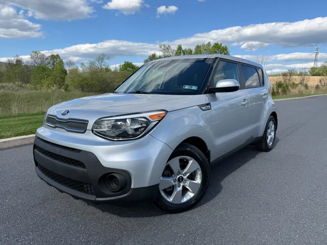 2019 Kia Soul 1.6L Base 6 M/T's photo