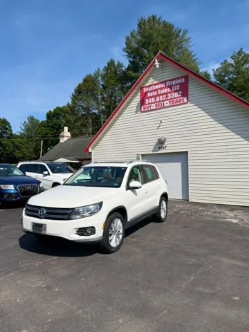 2012 Volkswagen Tiguan SE 4Motion's photo