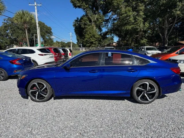 2018 Honda Accord Sport's photo