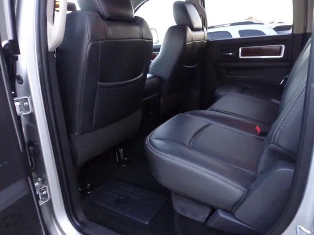 2011 RAM Ram 3500 Pickup Laramie - Photo 9