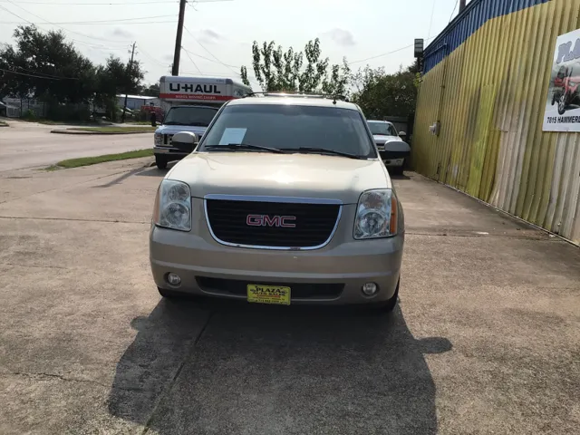 2007 GMC Yukon 2WD SLE2's photo