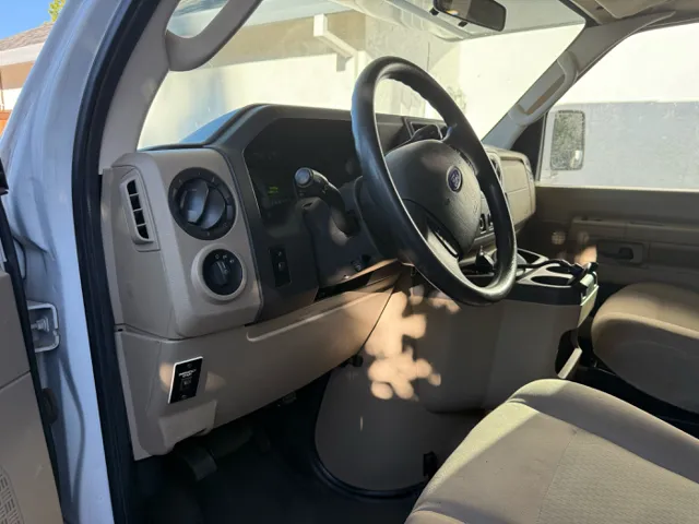 2012 Ford Econoline - Photo 43