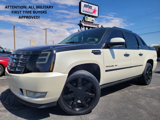 2013 Cadillac Escalade EXT AWD Premium's photo