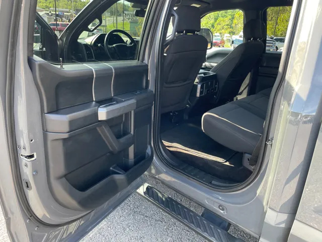 2018 Ford F-150 photo 19