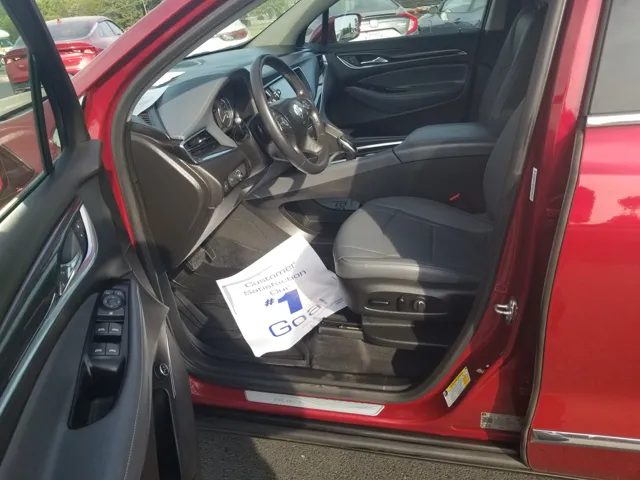 2019 Buick Enclave Essence photo 9