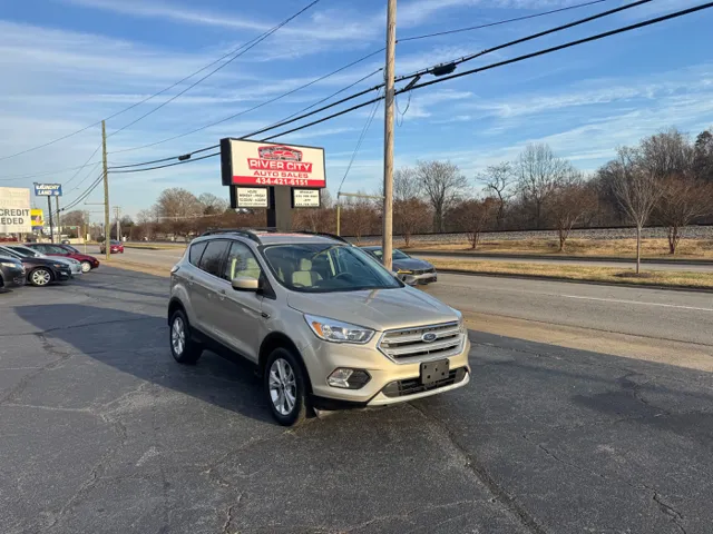 2018 Ford Escape SE's photo