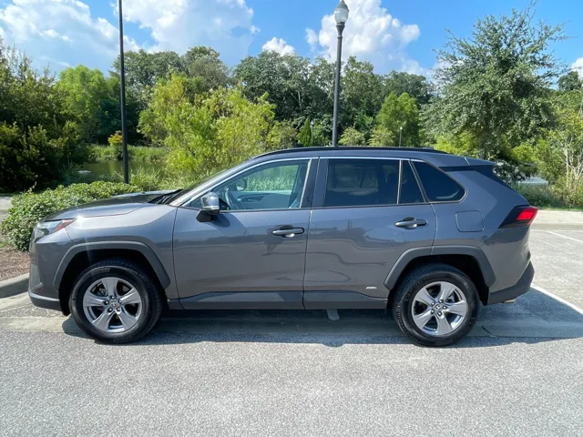 2022 Toyota RAV4 Hybrid photo 22