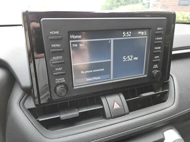 2019 Toyota RAV4 LE photo 13