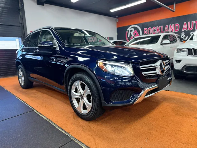 2017 Mercedes-Benz GLC-Class GLC 300 AWD photo
