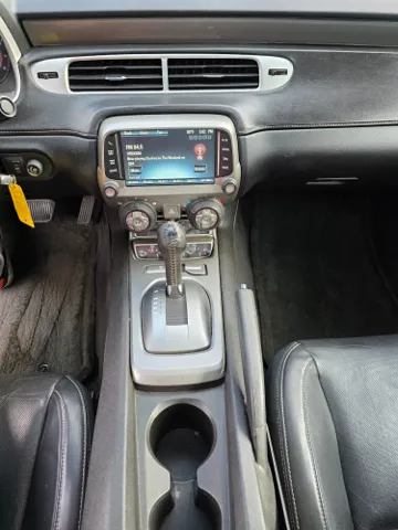 2015 Chevrolet Camaro 2LT - Photo 15