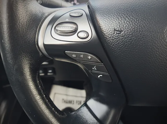 2015 INFINITI Q70 3.7 - Photo 11