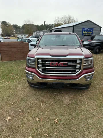 2017 GMC Sierra SLT's photo