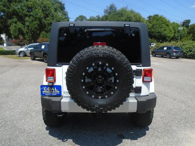 2015 Jeep Wrangler Unlimited Sahara - Photo 23