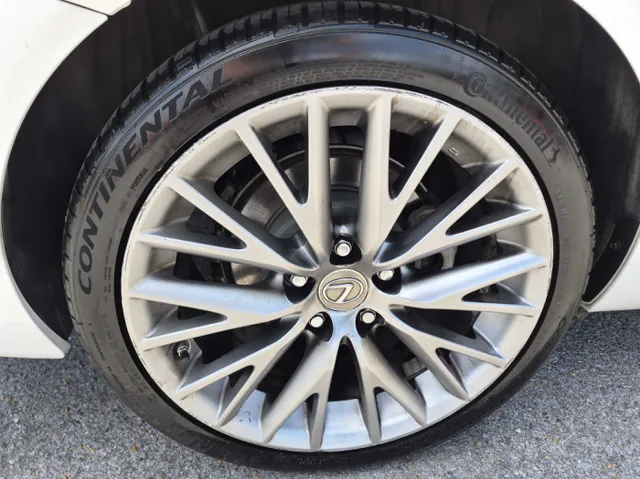 2014 Lexus IS 250 - Photo 10