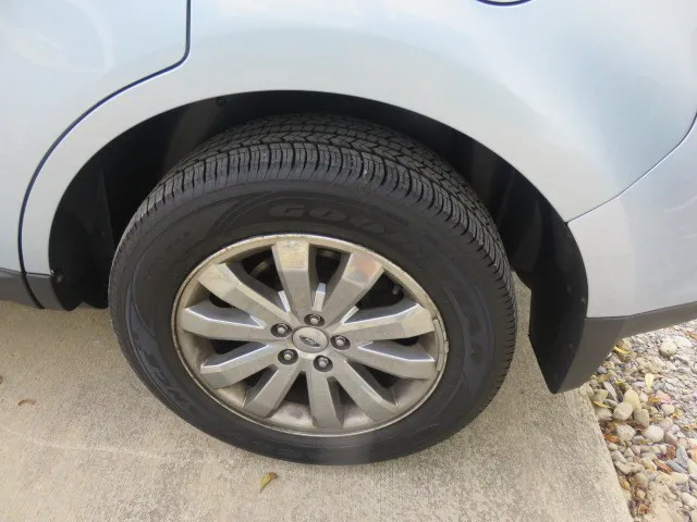 2008 Ford Edge Limited photo 24