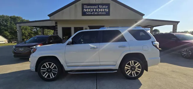 2016 Toyota 4Runner Limited's photo