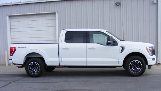 2023 Ford F-150 XLT - Photo 4