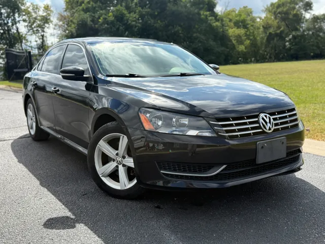 2013 Volkswagen Passat SE
