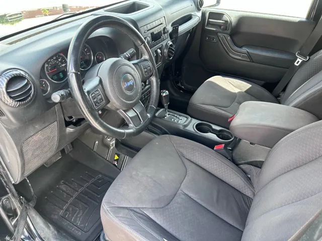 2013 Jeep Wrangler Unlimited Sport - Photo 11