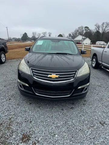 2017 Chevrolet Traverse 2LT's photo