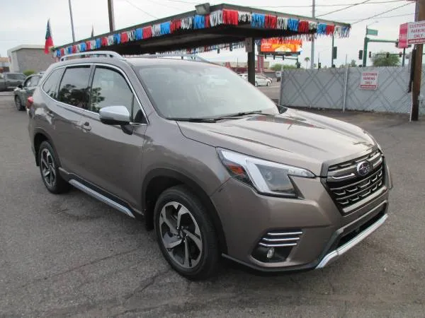2023 Subaru Forester Touring AWD photo
