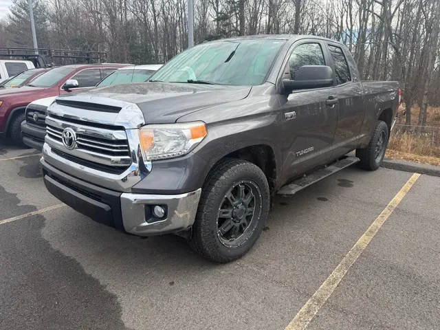 2017 Toyota Tundra's photo