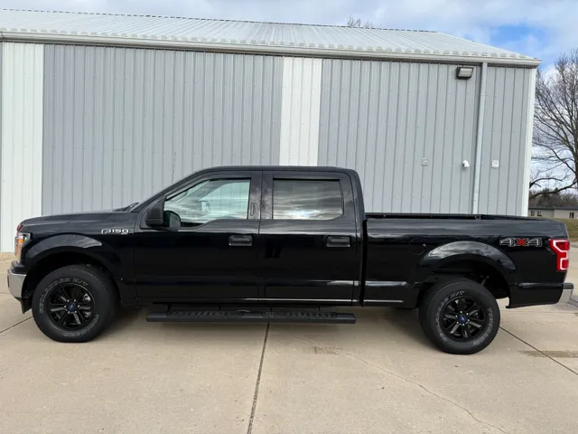 2020 Ford F-150 XLT's photo