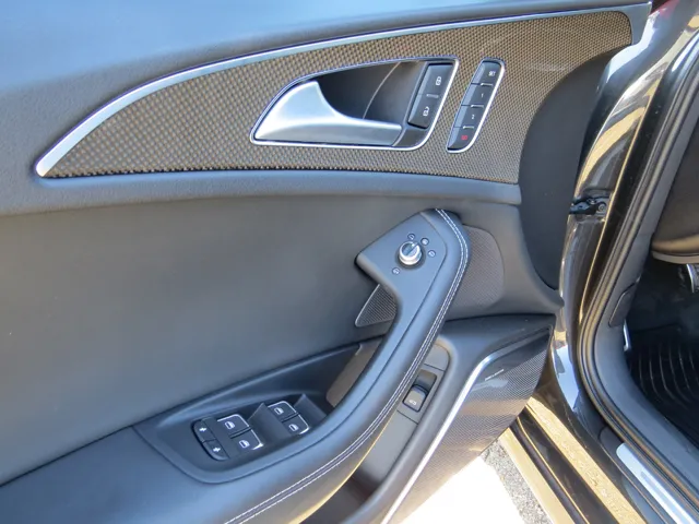 2014 Audi S6 photo 18
