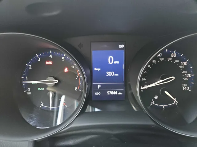 2019 Toyota C-HR XLE Limited photo 15