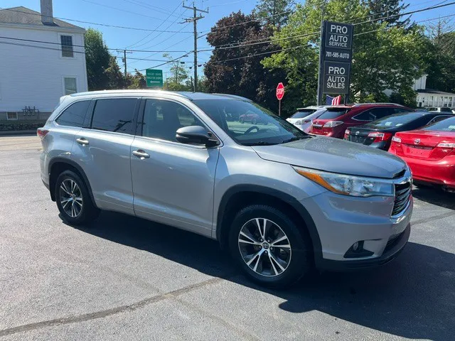 2016 Toyota Highlander