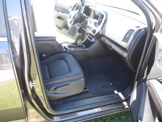 2019 GMC Canyon SLE - Photo 10