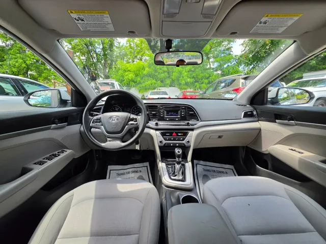 2017 Hyundai Elantra SE - Photo 9