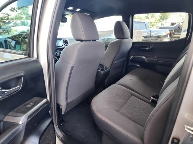 2019 Toyota Tacoma TRD Sport Double Cab Long Bed V6 4x4 photo 11
