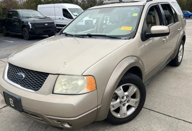 2006 Ford Freestyle SEL's photo