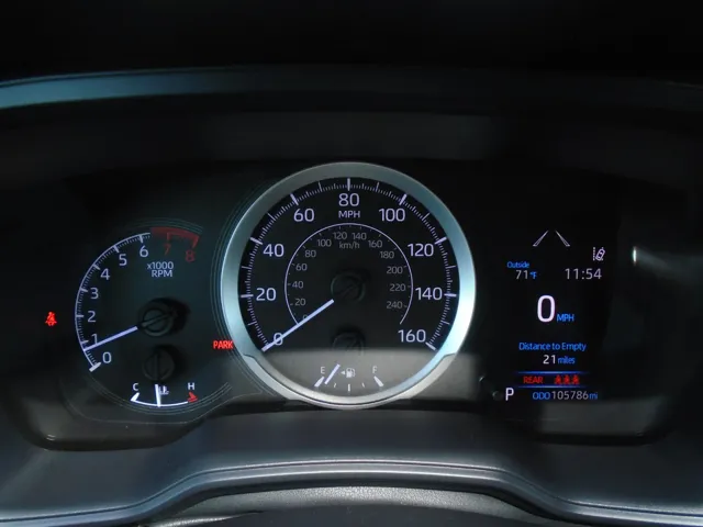 2021 Toyota Corolla LE - Photo 49
