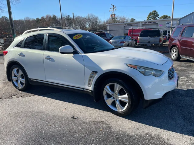 2011 INFINITI FX 35's photo