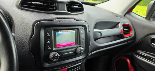 2015 Jeep Renegade Trailhawk - Photo 16
